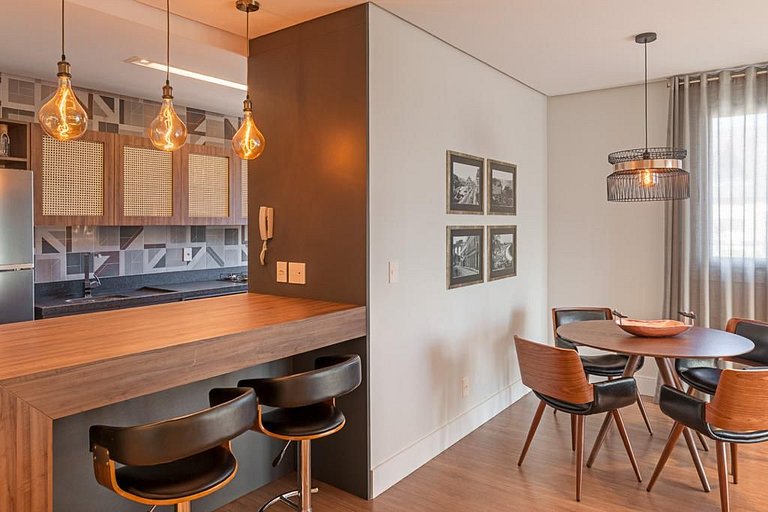 L' Adresse Reserve 203A