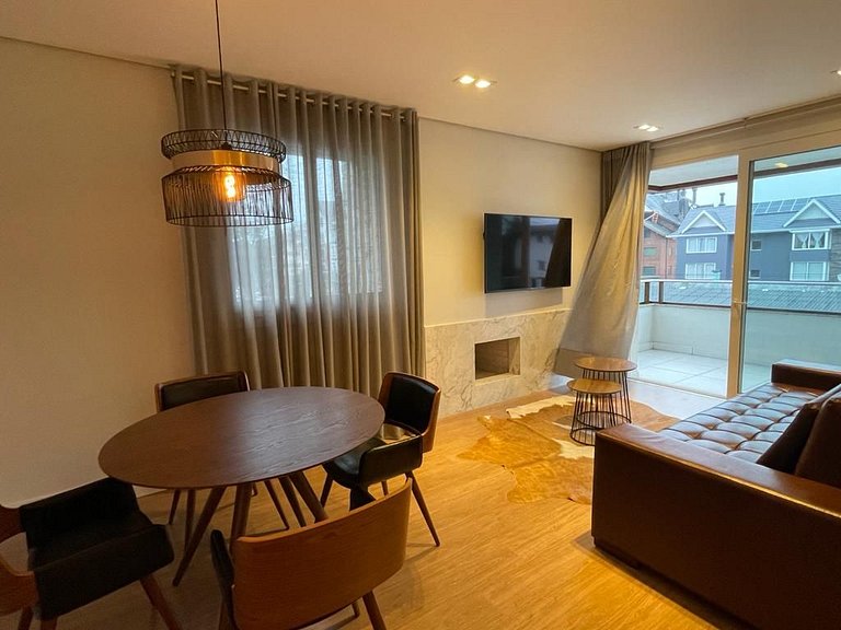 L' Adresse Reserve 203A