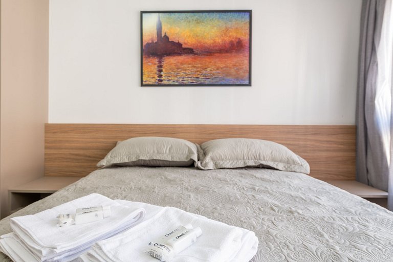 LIV - Apartment 804