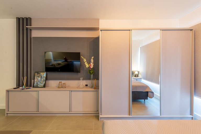 LIV - Apartment 907