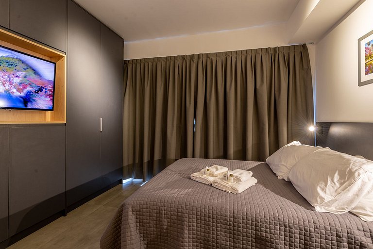 LIV - Apartment 811