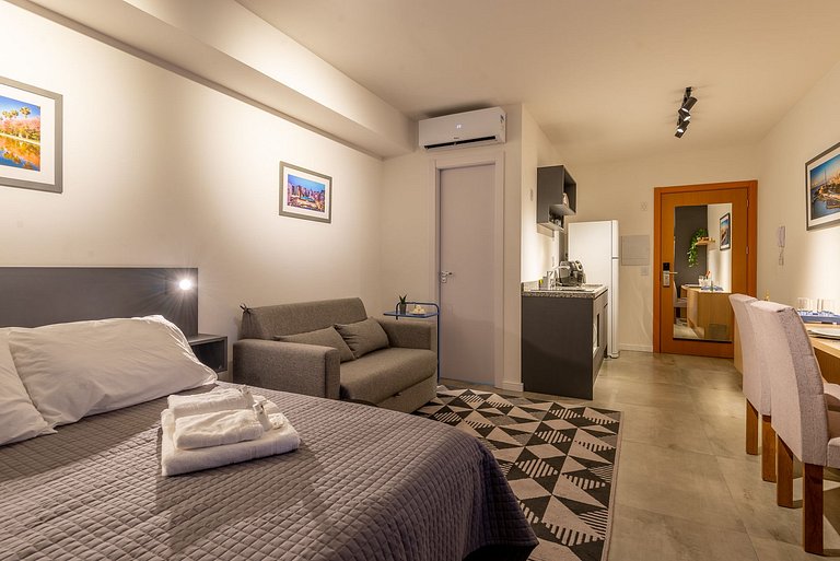 LIV - Apartment 811