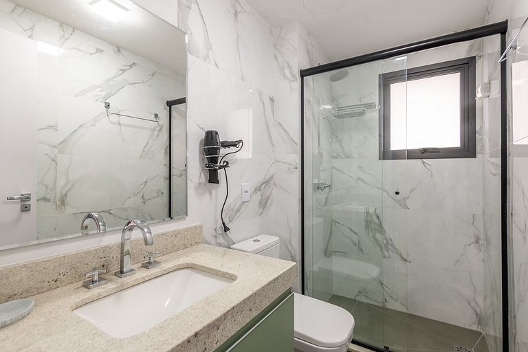 LIV - Apartment 1301