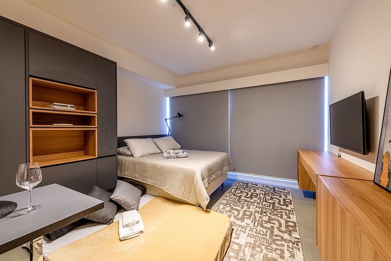 LIV - Apartment 904