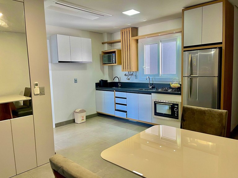 Livin' Resort Home - 711/2