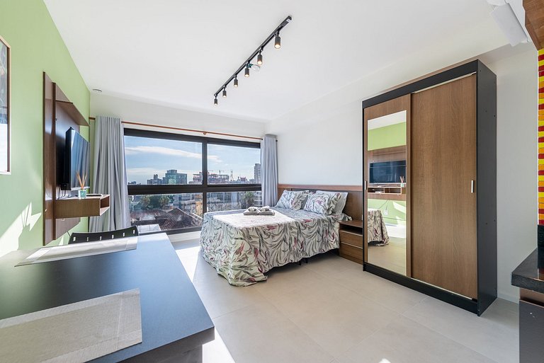 LIV Apto 1111 Prático, completo e Bem Localizado