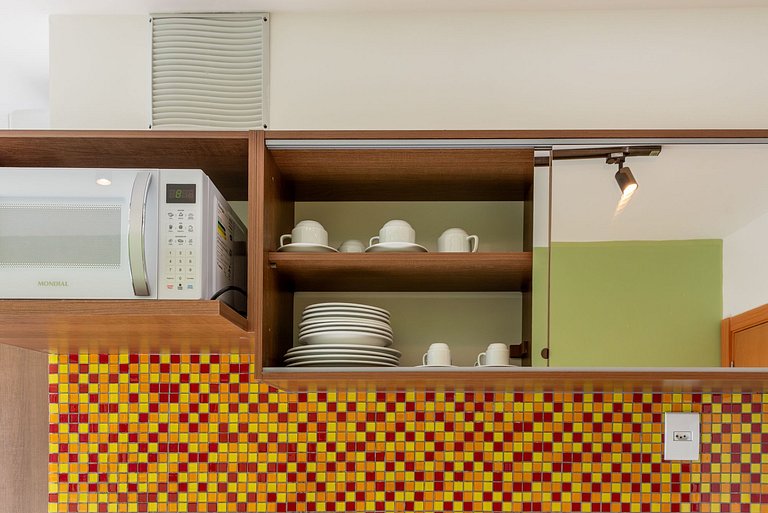 LIV Apto 1111 Prático, completo e Bem Localizado