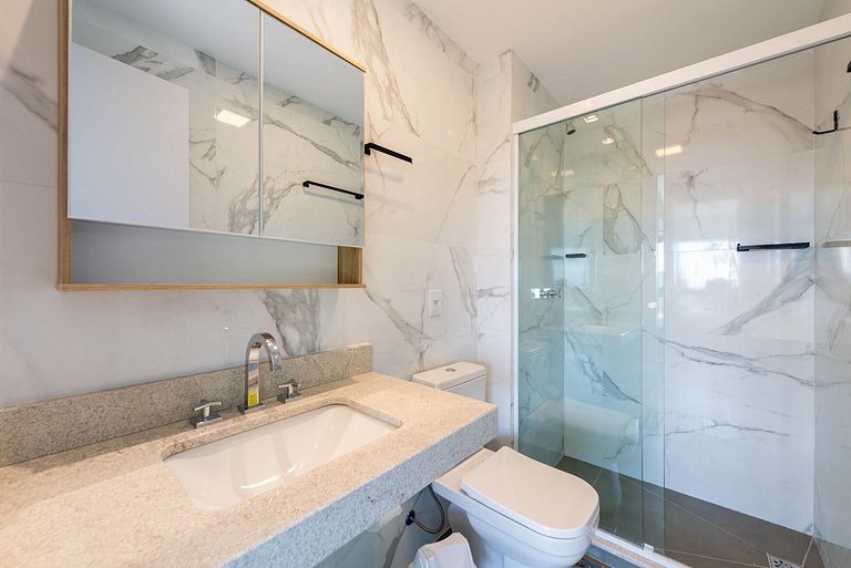 LIV Apto 1111 Prático, completo e Bem Localizado