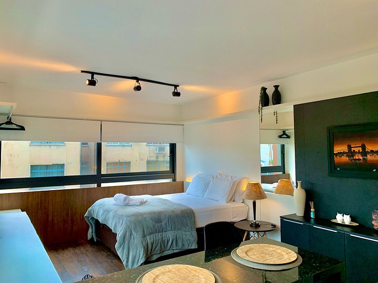 LIV - Apartment 906