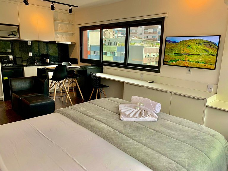 LIV - Apartment 906
