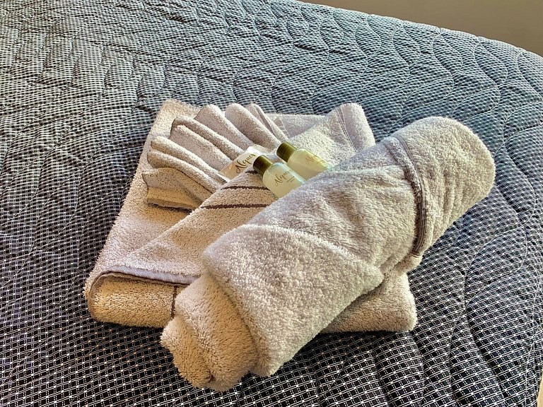 LIV - Apartment 1108