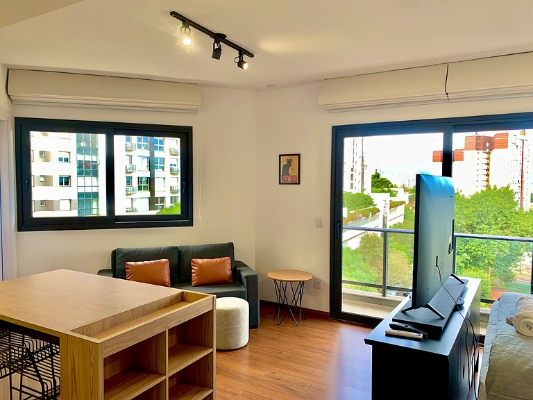 LIV - Apartment 702