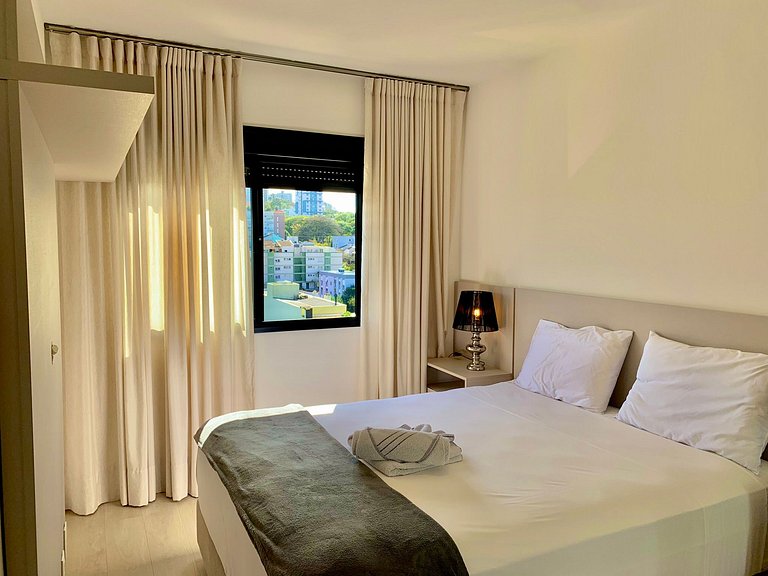 Yellow - Apartment 802