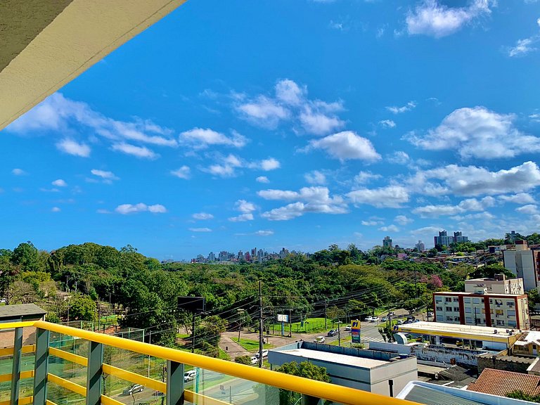 Yellow - Apartment 802