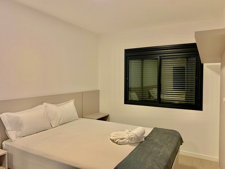 Yellow - Apartment 801