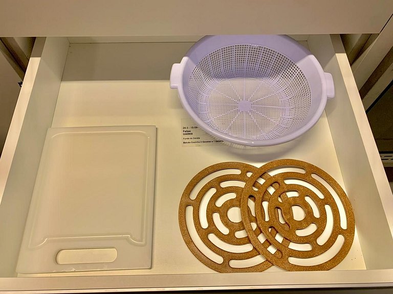 Yellow - Apartment 801