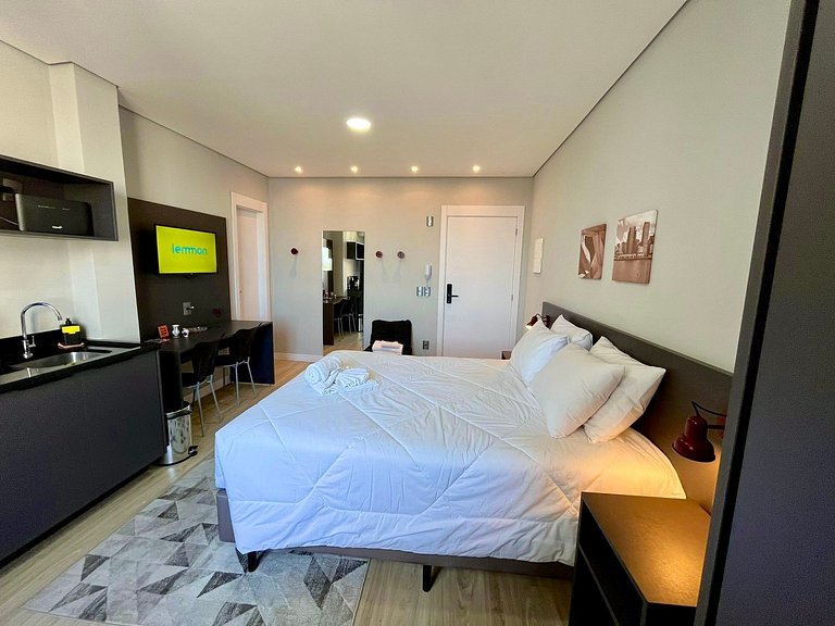 Town co - Apartment 910