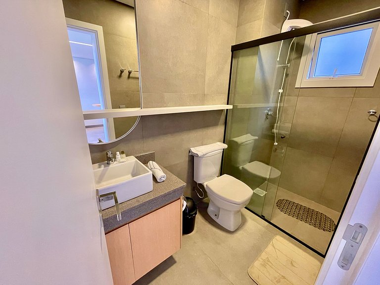 Livin' Resort Home - 305/1