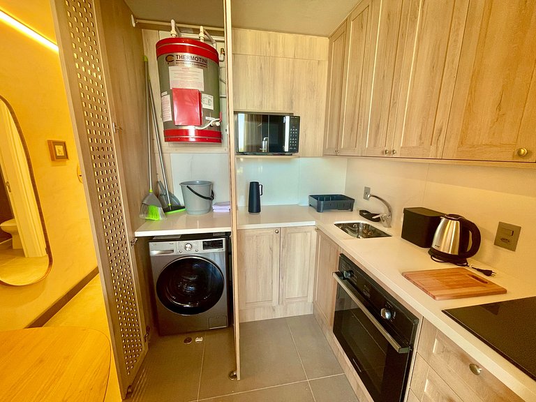 Livin' Resort Home - 715/3