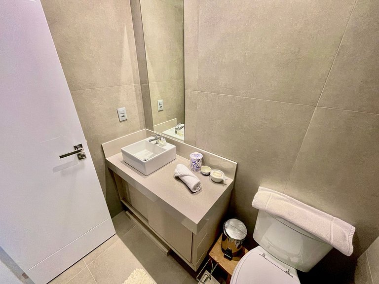Livin' Resort Home - 205/1