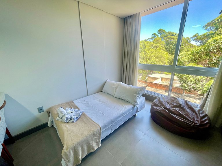 Livin' Resort Home - 416/1