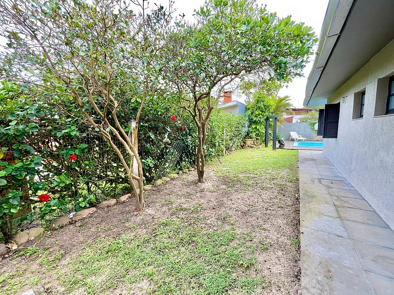 Cerca del mar, con Piscina y Sala de Juegos