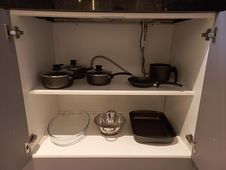 LEEV 502 - Beautiful Apartment one block from Rua Coberta