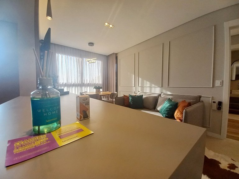 LEEV 503 Cozy, one block from Rua Coberta