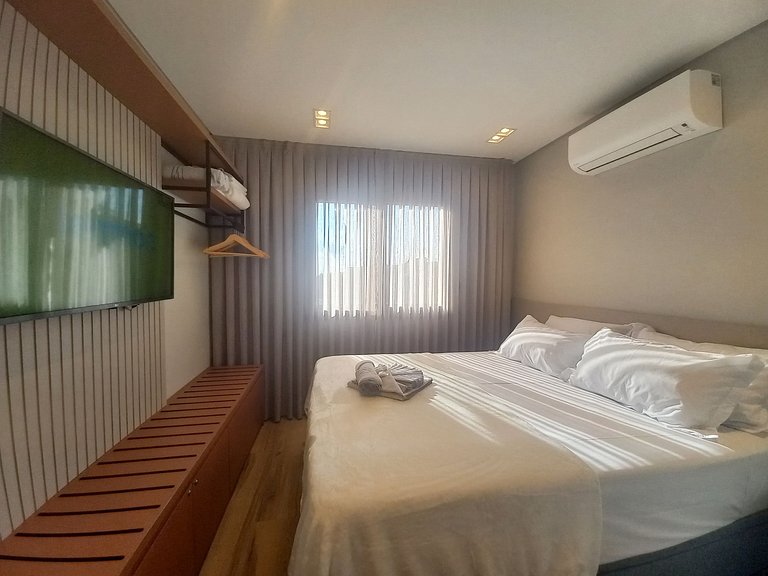 LEEV 503 Cozy, one block from Rua Coberta