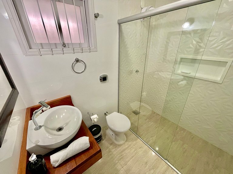 Cerca del mar, con Piscina y Sala de Juegos