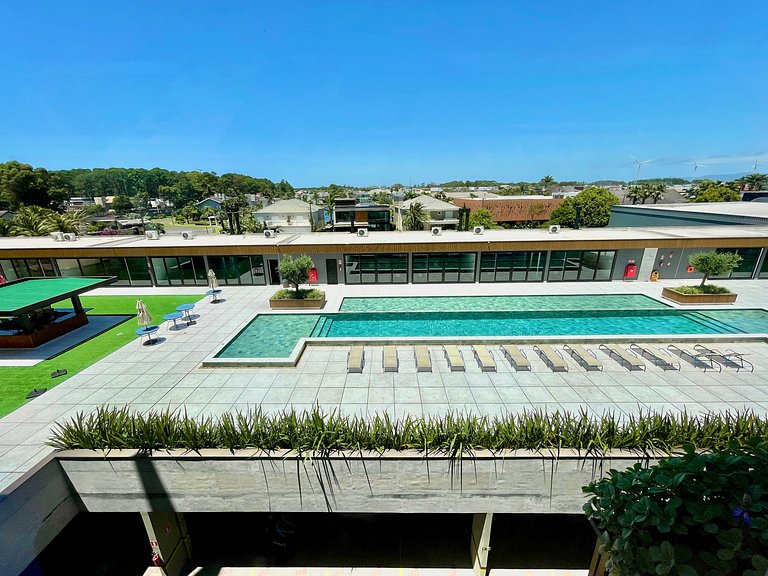 Livin' Resort Home - 417/3