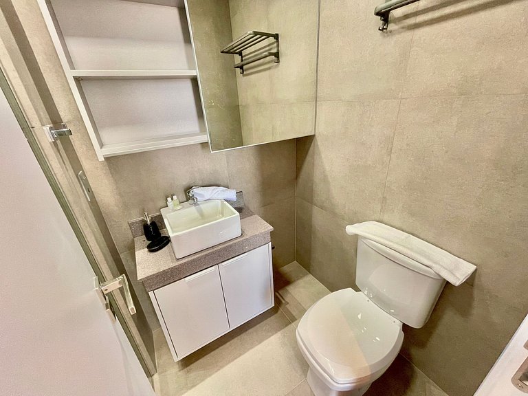 Livin' Resort Home - 714/2