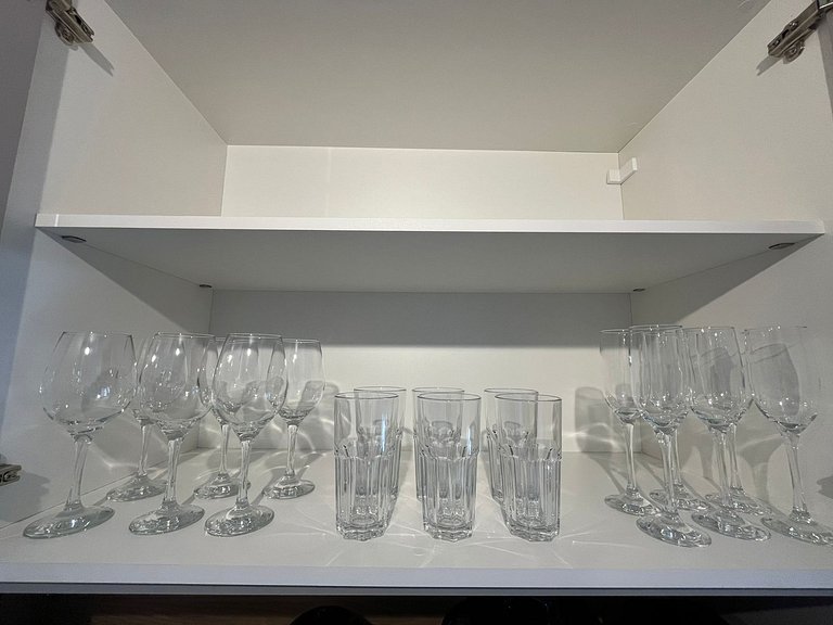 LIV - Apartment 1212