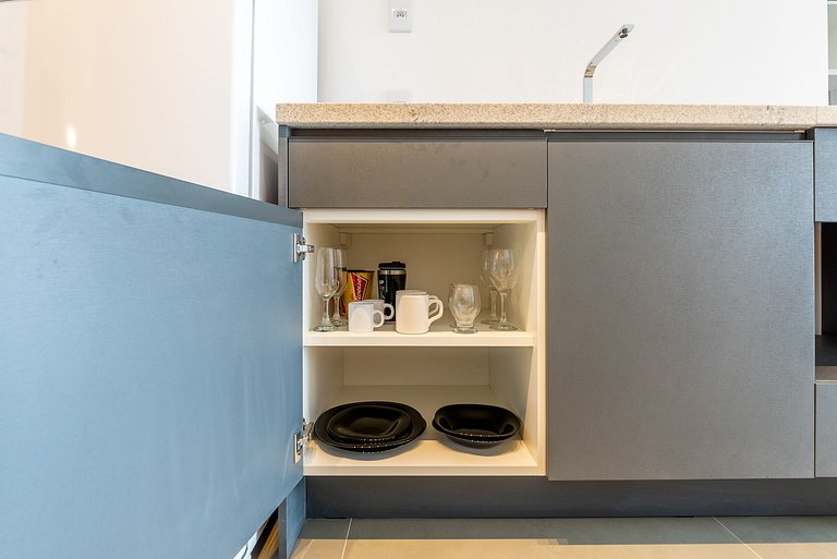LIV 1012 Complete and Cozy Studio Apartment