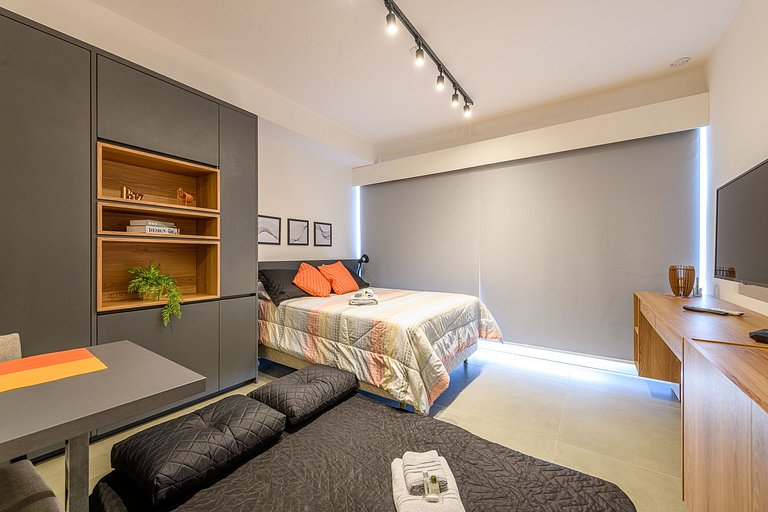 LIV 1012 Complete and Cozy Studio Apartment