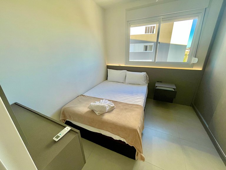 Thera Santorini 406A Completo e com Piscina
