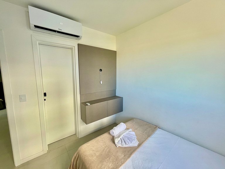 Thera Santorini 406A Completo e com Piscina