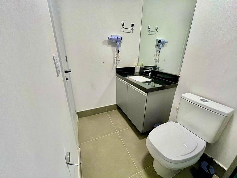 Carlos Gomes Square 512 Practical and Comfortable