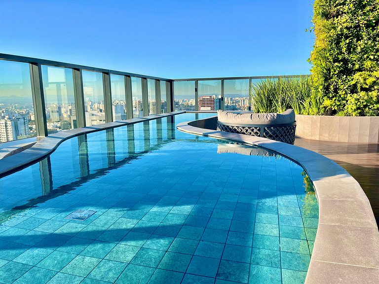 Plaza Carlos Gomes 704 Práctico y Bien Ubicado