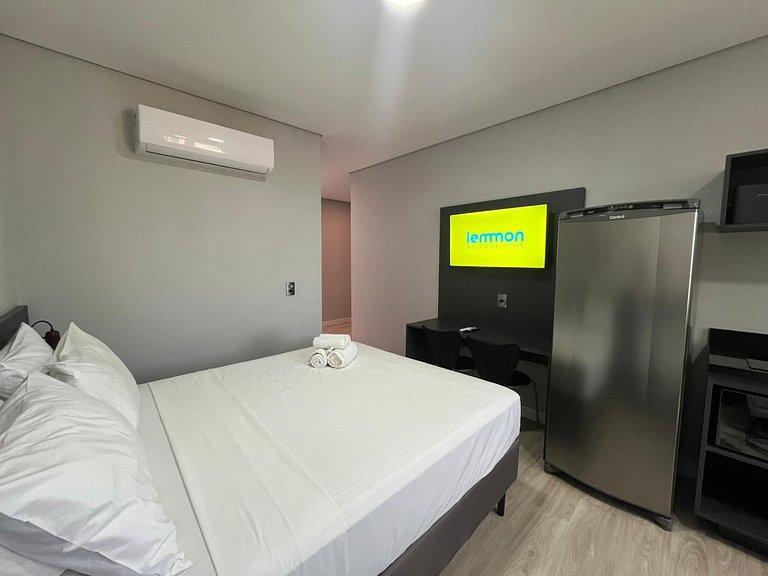 Town Co - Apartment 1004