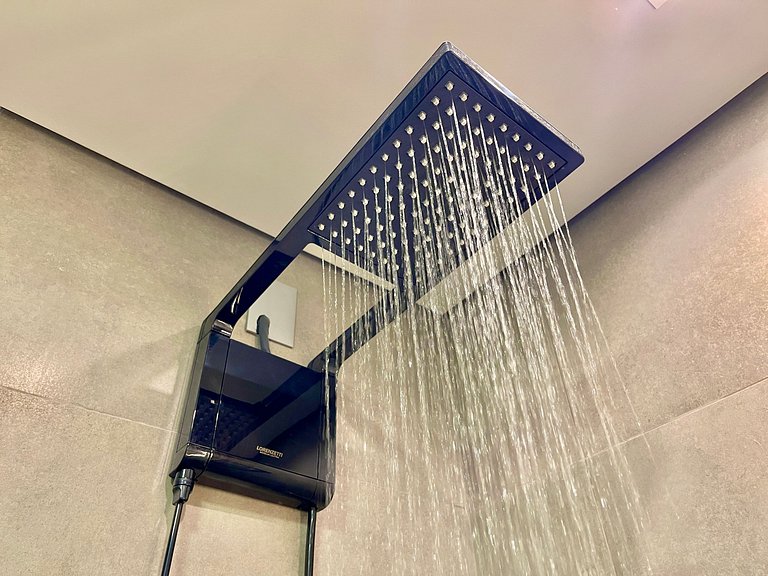 Livin' Resort Home - 501/2