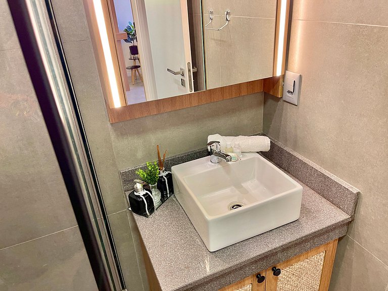 Livin' Resort Home - 501/2