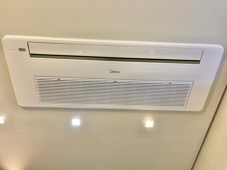 Livin' Resort Home - 501/2