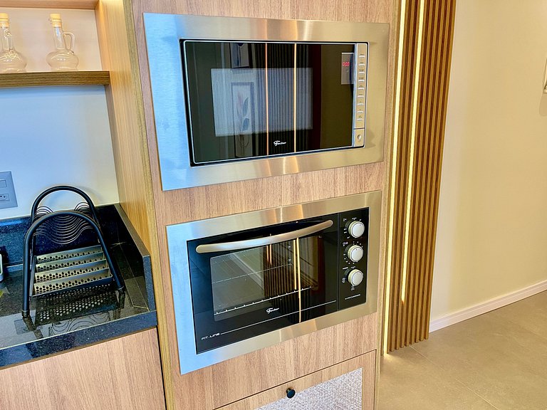 Livin' Resort Home - 501/2