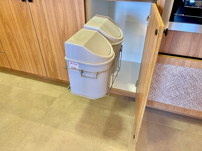 Livin' Resort Home - 501/2