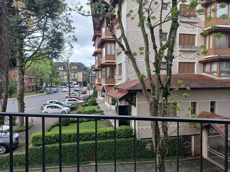 Blume 23 Apto Completo No Centro de Gramado