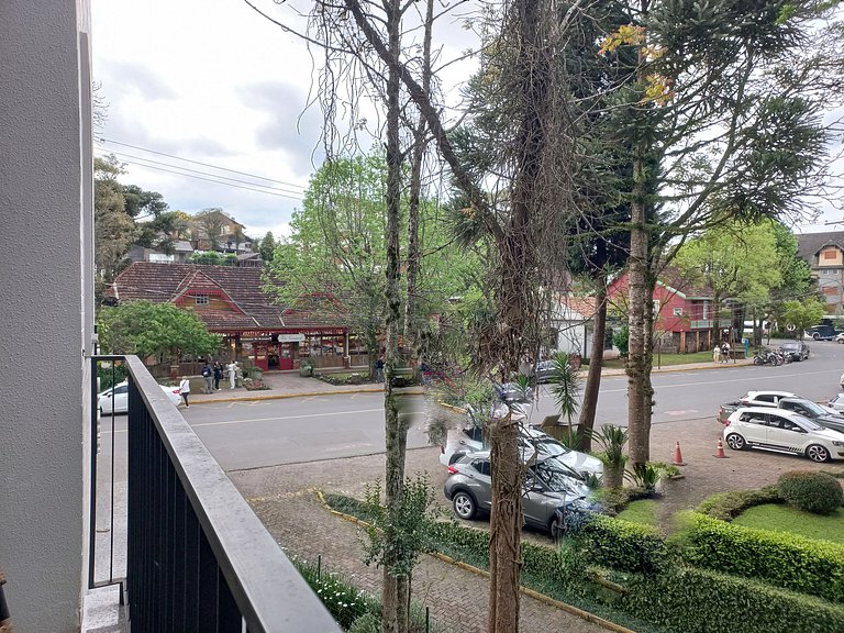 Blume 23 Apto Completo No Centro de Gramado