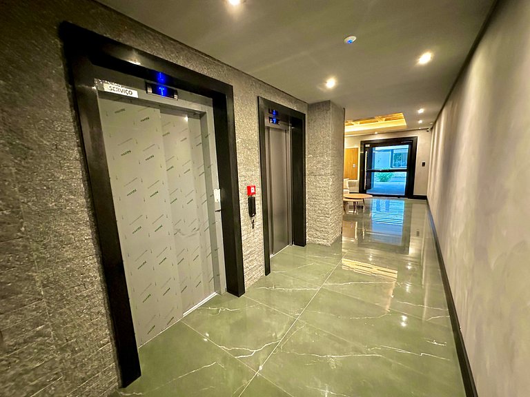 Plaza Mayor 706 - Studio with Style and Comfort