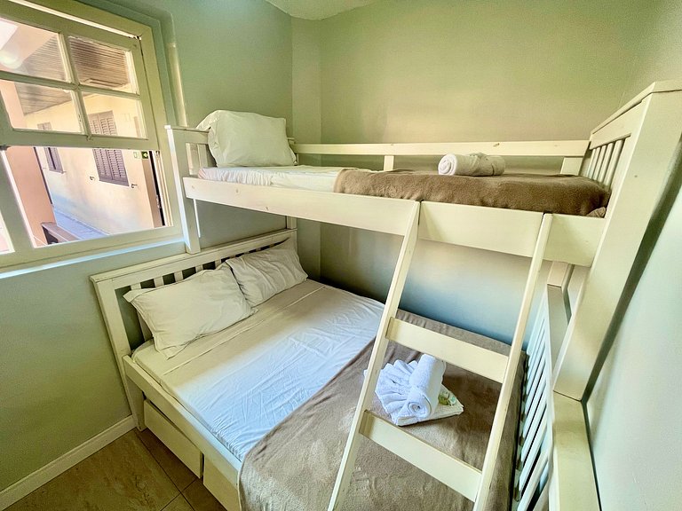 Aymore 208 Charming apartment near the beach.