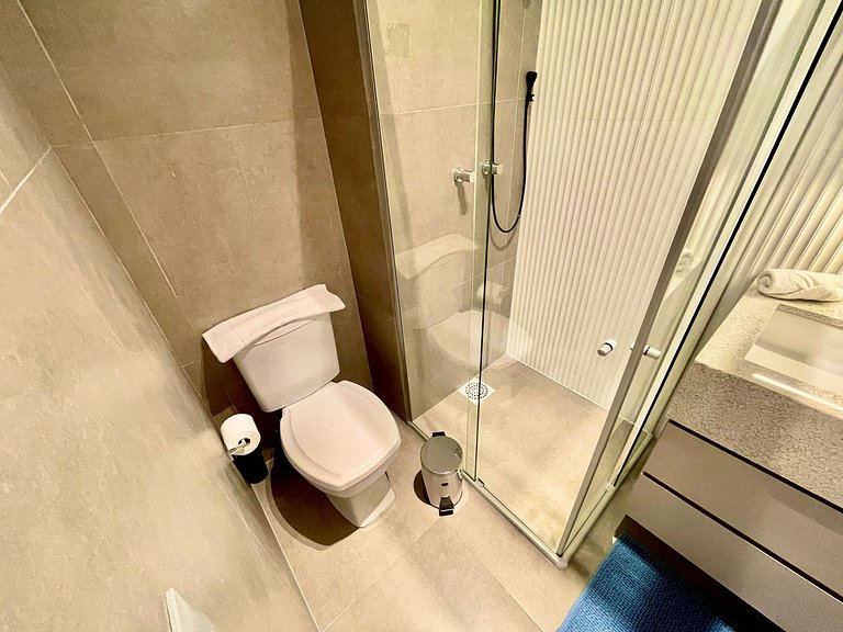 Livin' Resort Home - 703/1